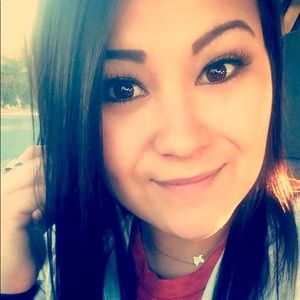 Meet your Posher, Jessica